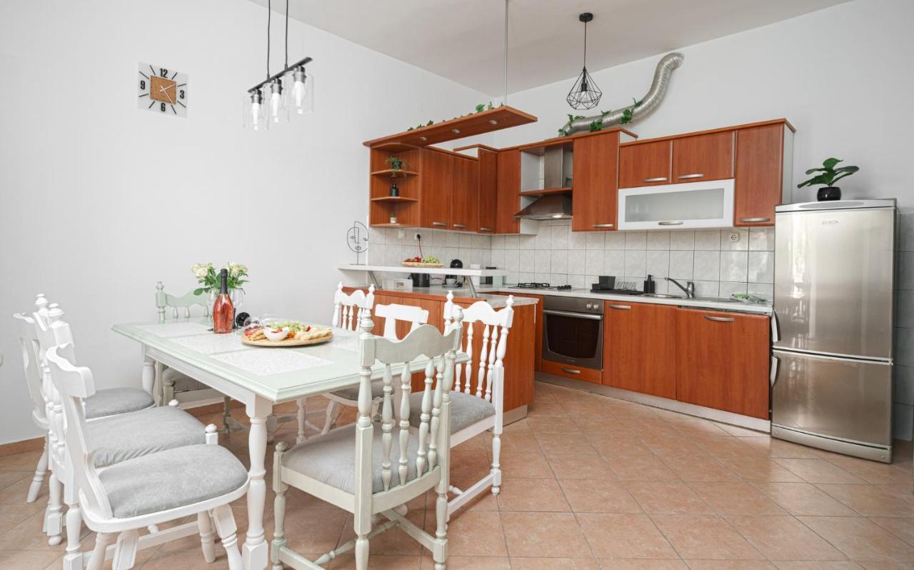 Apartman Rusula Vodice Esterno foto