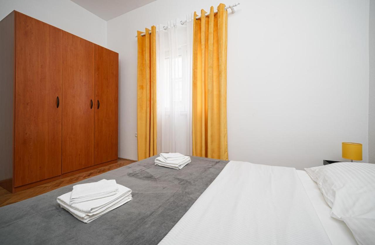 Apartman Rusula Vodice Esterno foto