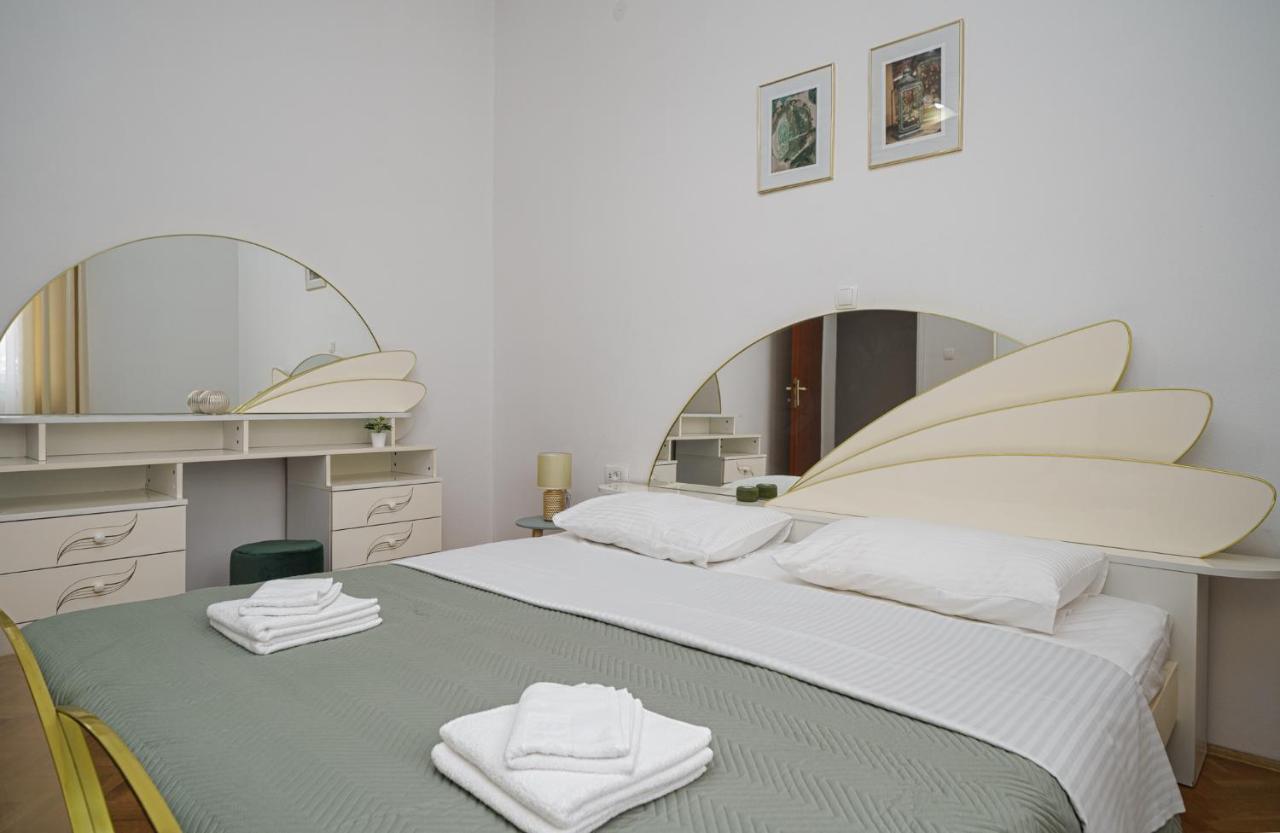 Apartman Rusula Vodice Esterno foto