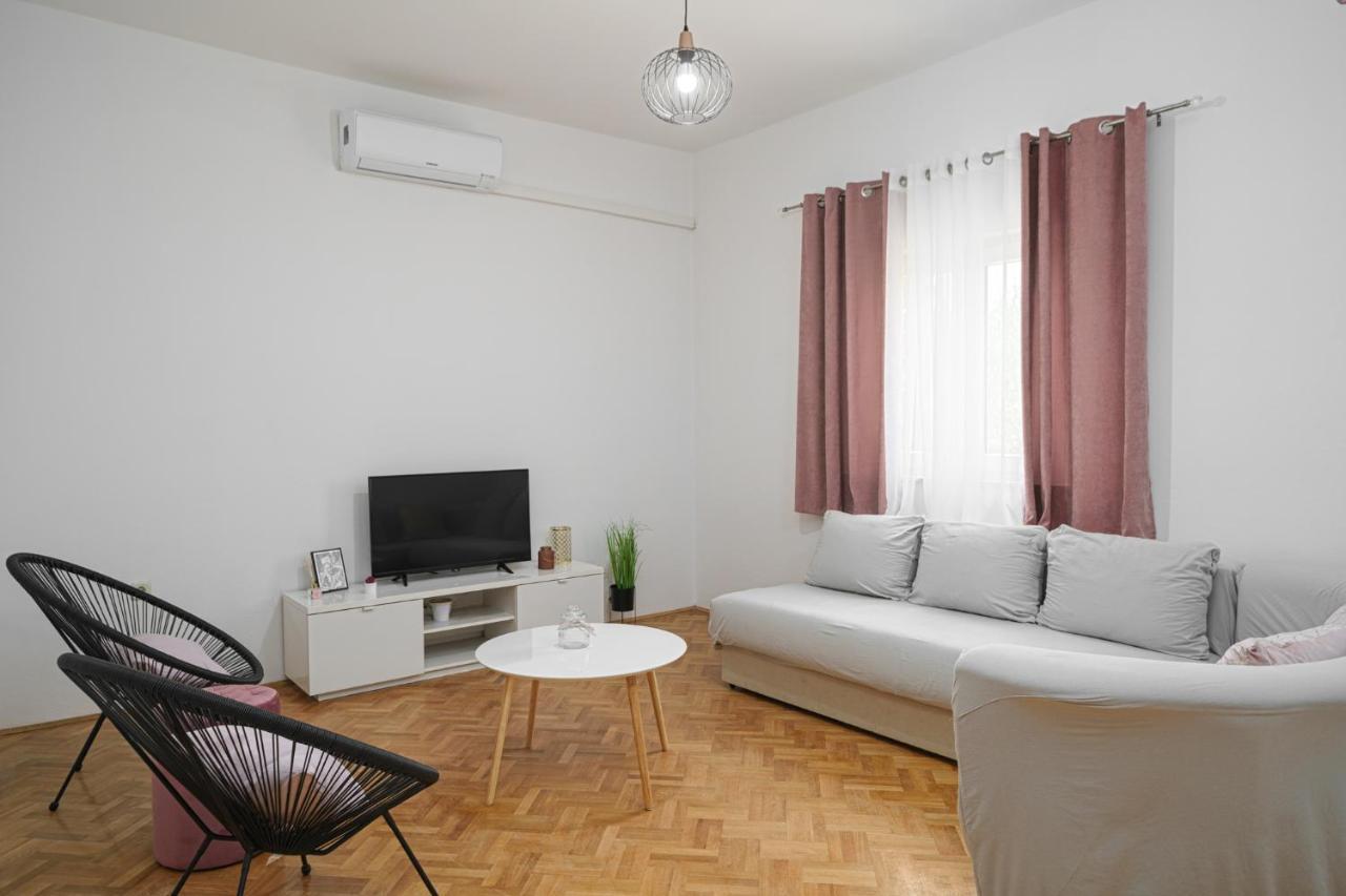 Apartman Rusula Vodice Esterno foto